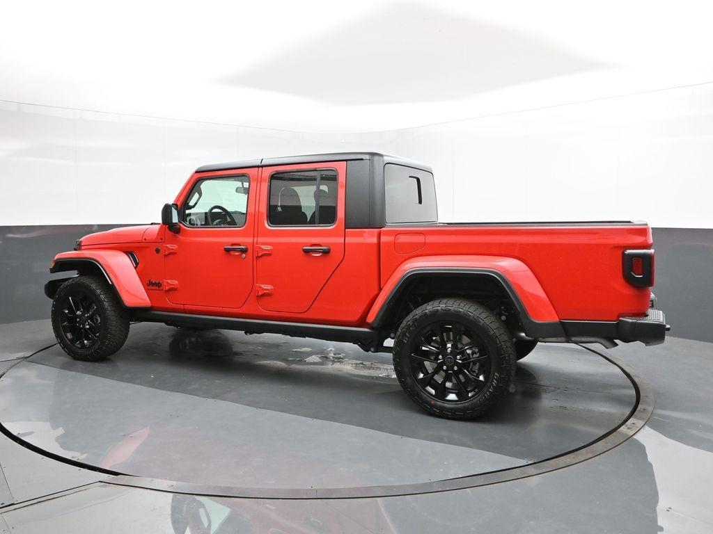 new 2025 Jeep Gladiator car, priced at $43,880