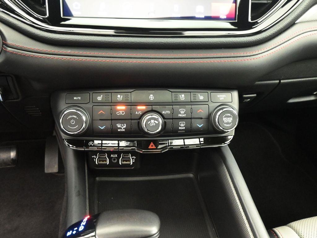 used 2024 Dodge Durango car, priced at $32,882