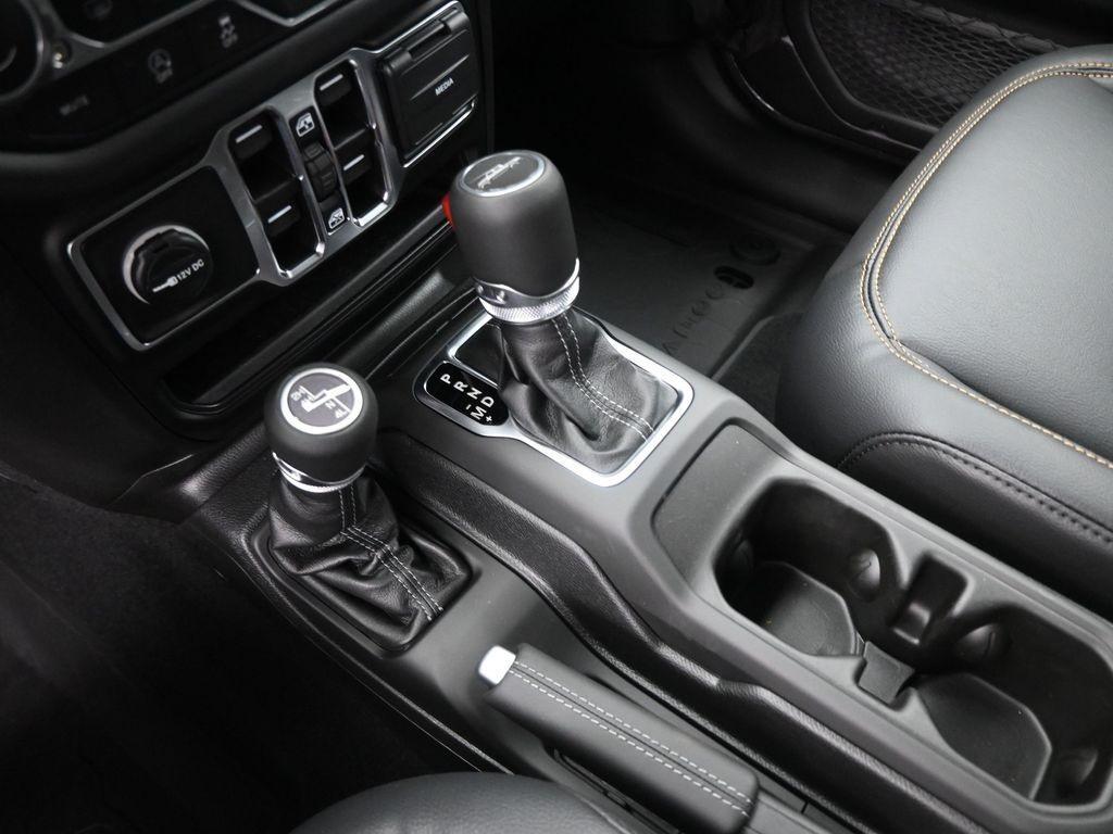 new 2025 Jeep Gladiator car, priced at $44,239