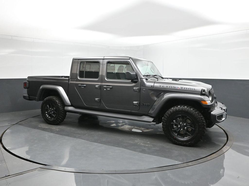 new 2025 Jeep Gladiator car, priced at $44,239