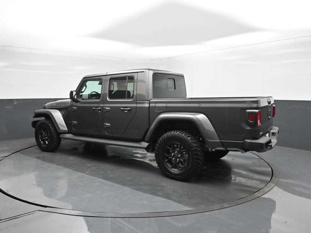 new 2025 Jeep Gladiator car, priced at $44,239