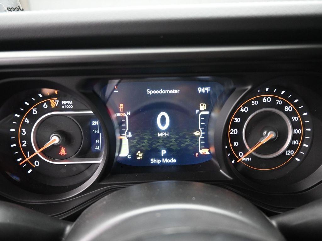 new 2025 Jeep Gladiator car, priced at $44,239