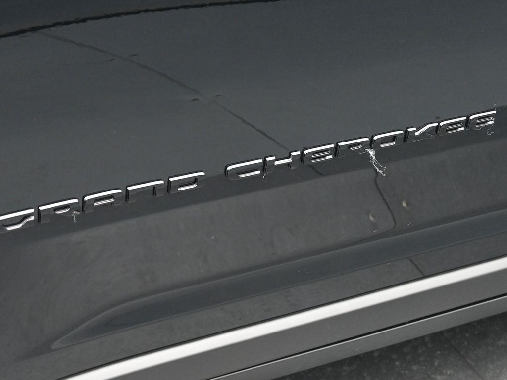 new 2025 Jeep Grand Cherokee car, priced at $47,089