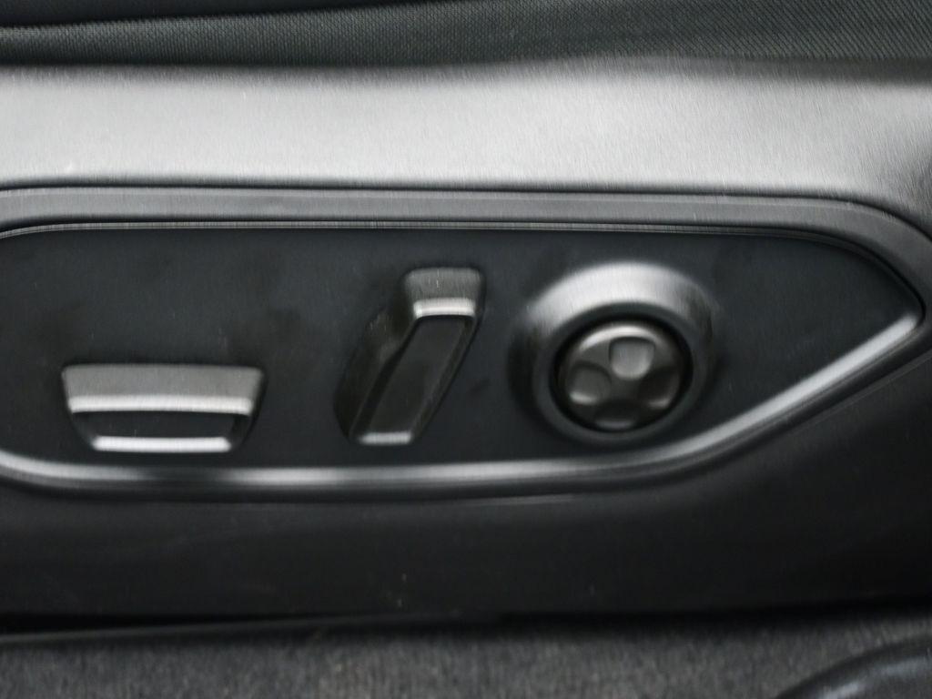 new 2025 Jeep Grand Cherokee car, priced at $47,089