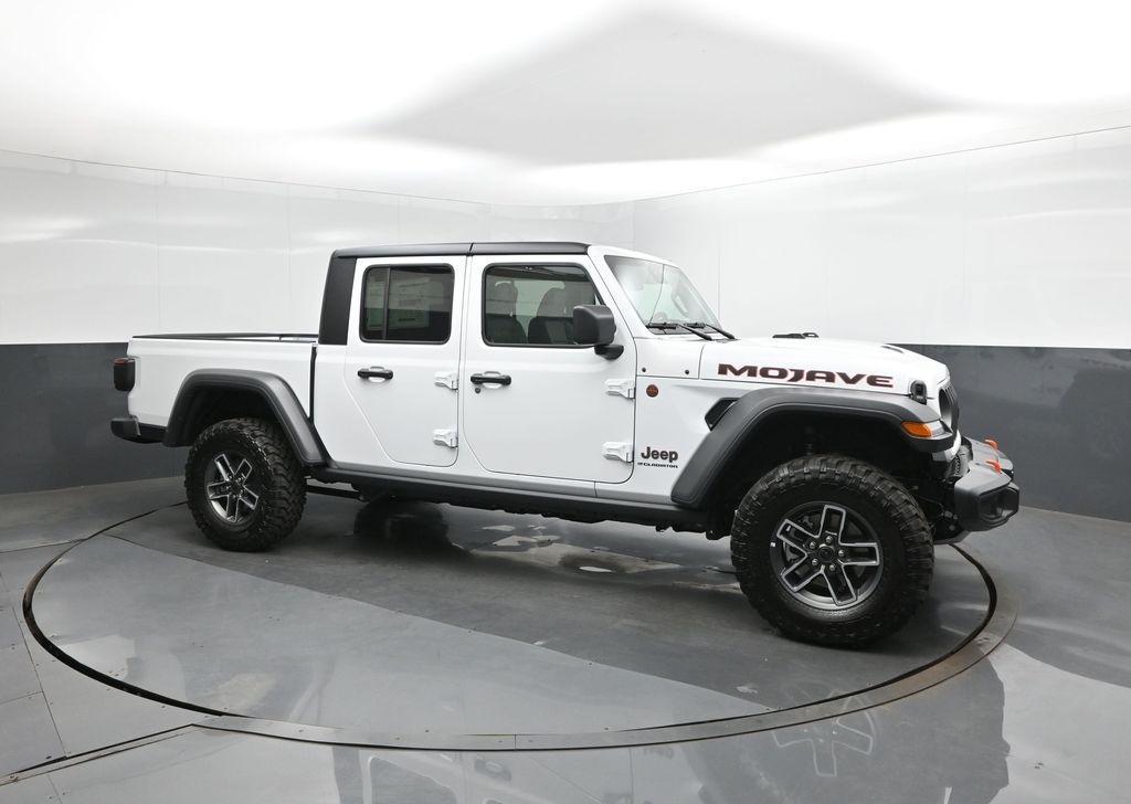 new 2025 Jeep Gladiator car, priced at $49,384