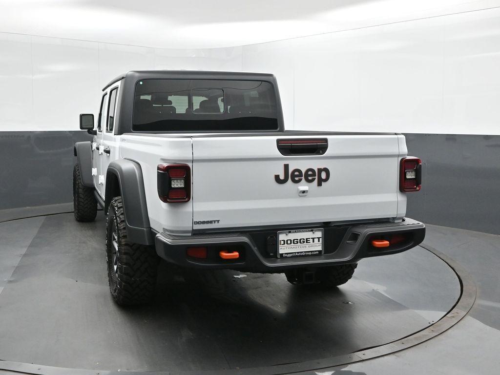 new 2025 Jeep Gladiator car, priced at $49,384