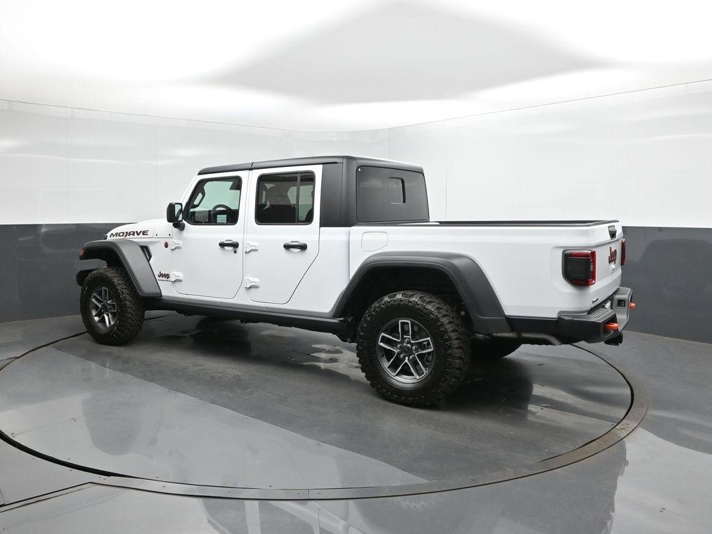 new 2025 Jeep Gladiator car, priced at $49,384