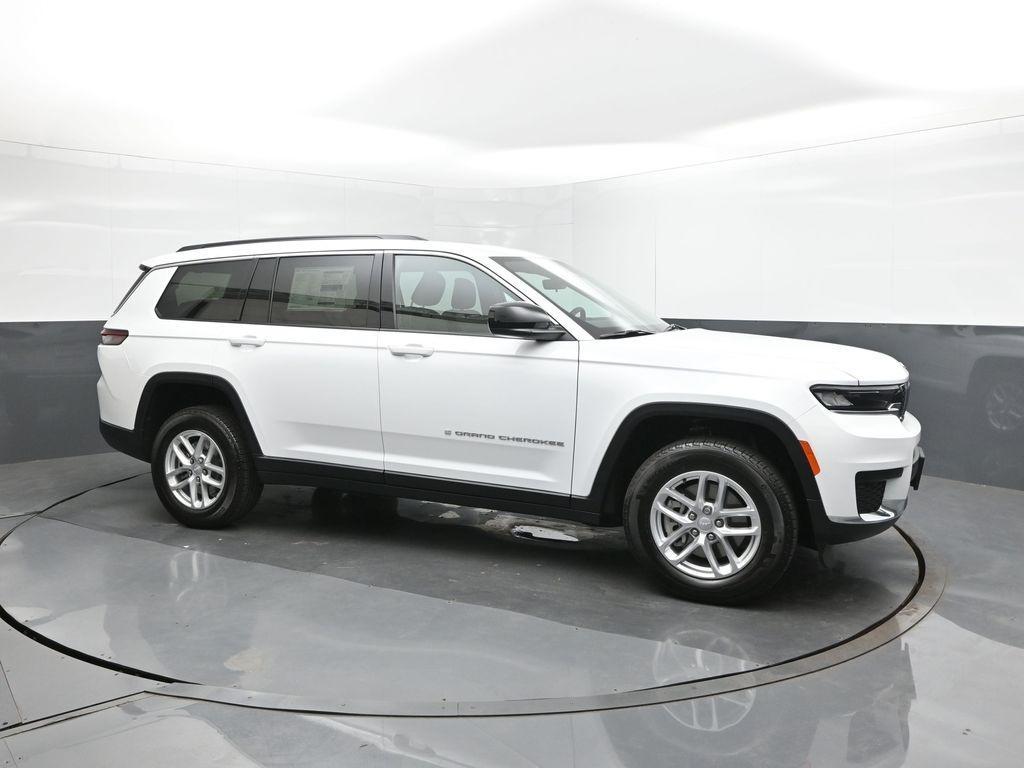 new 2025 Jeep Grand Cherokee L car, priced at $40,012