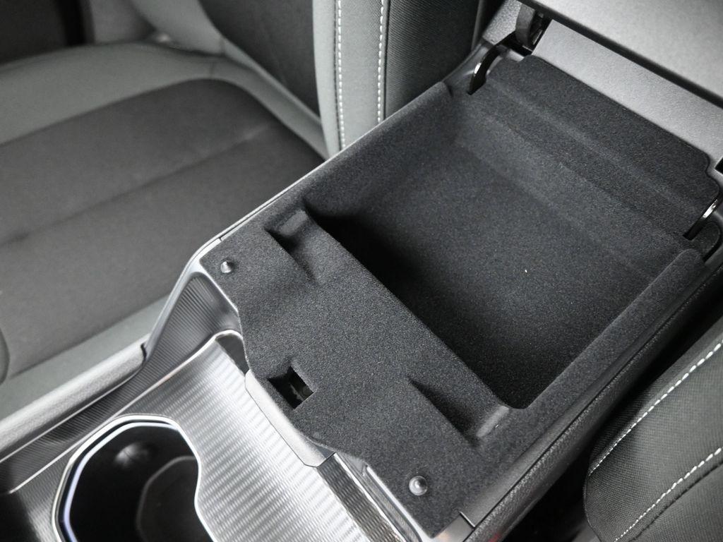 new 2025 Jeep Grand Cherokee L car, priced at $40,012