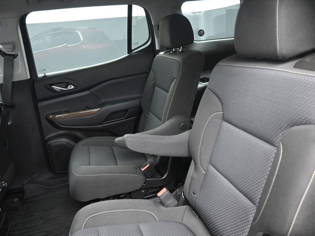 used 2023 GMC Acadia car, priced at $26,984