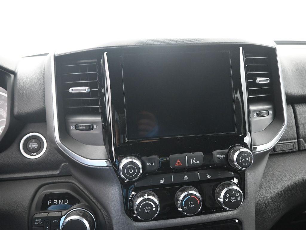 new 2025 Ram 1500 car, priced at $45,062