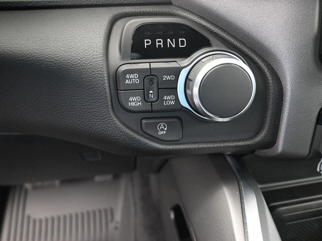 new 2025 Ram 1500 car, priced at $45,062