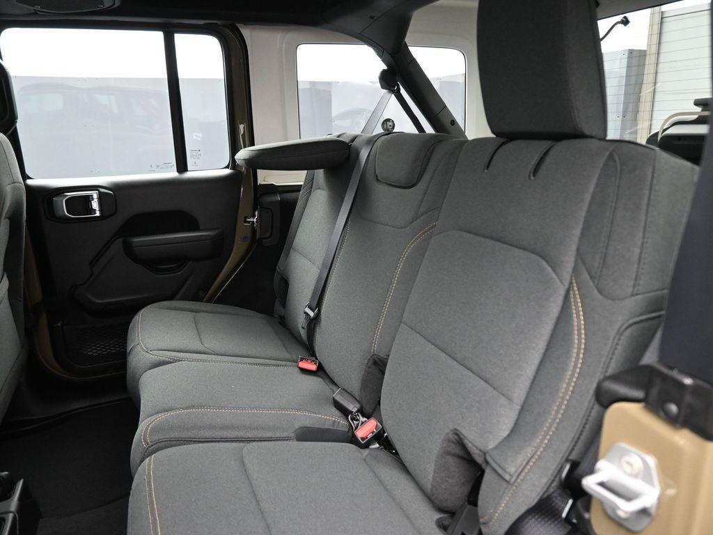new 2025 Jeep Wrangler car, priced at $41,559
