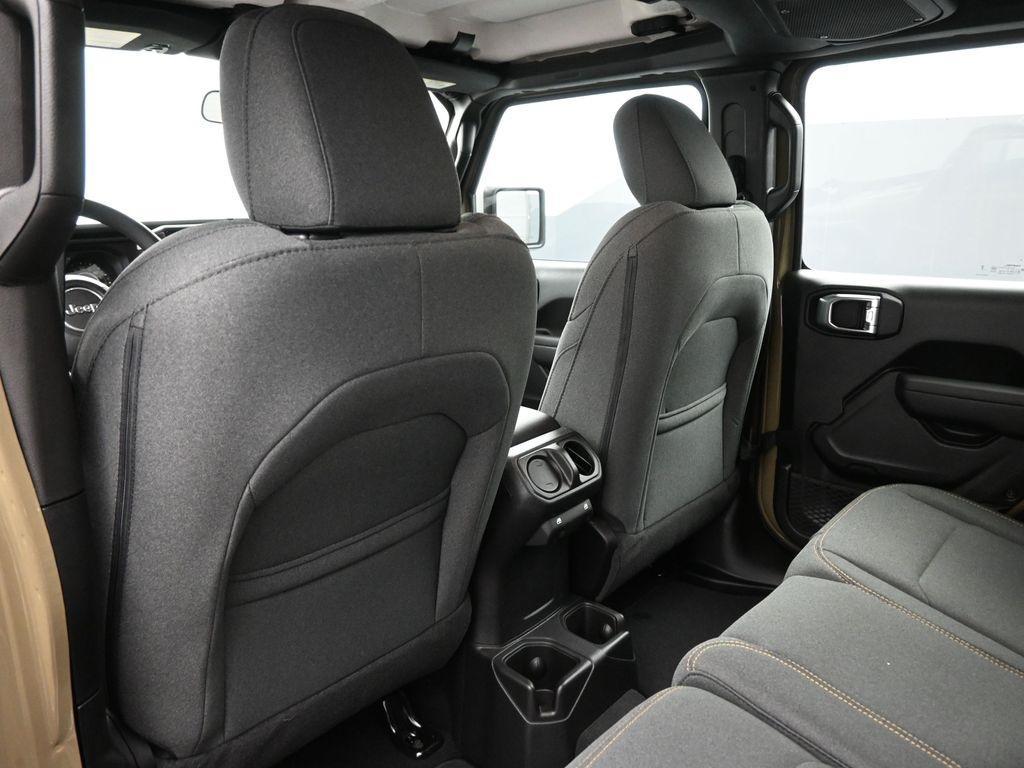 new 2025 Jeep Wrangler car, priced at $41,559