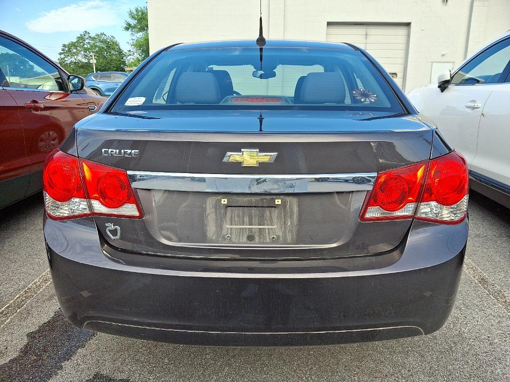 used 2014 Chevrolet Cruze car, priced at $7,500