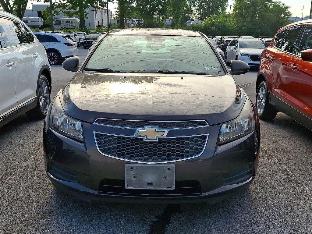 used 2014 Chevrolet Cruze car, priced at $7,500