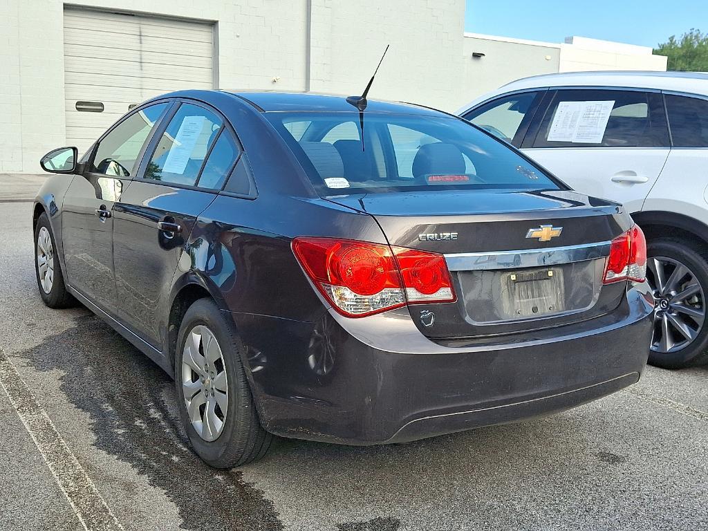 used 2014 Chevrolet Cruze car, priced at $7,500