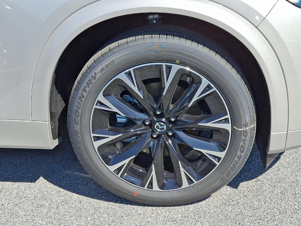 new 2025 Mazda CX-90 car, priced at $51,536