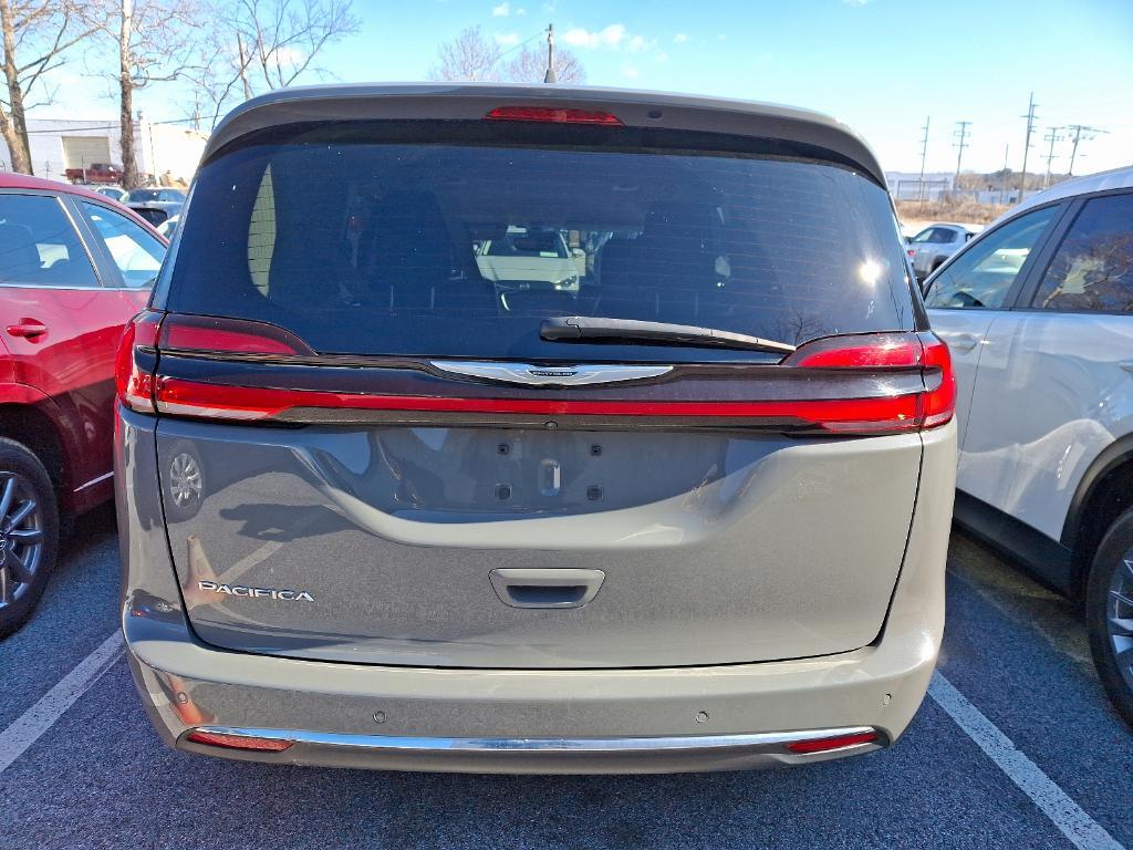 used 2022 Chrysler Pacifica car, priced at $21,711