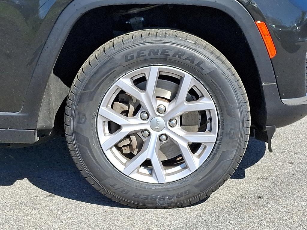 used 2022 Jeep Grand Cherokee L car, priced at $31,965