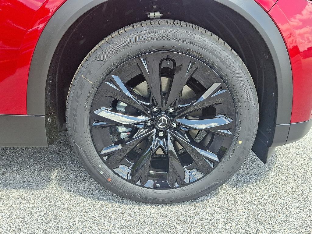 new 2025 Mazda CX-90 car, priced at $46,009