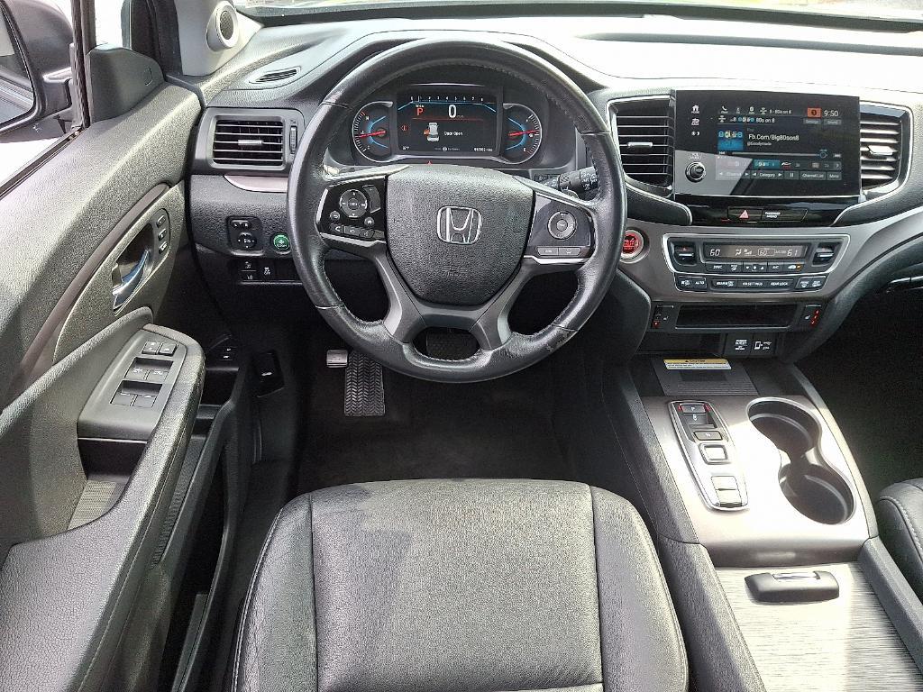 used 2022 Honda Pilot car, priced at $31,172
