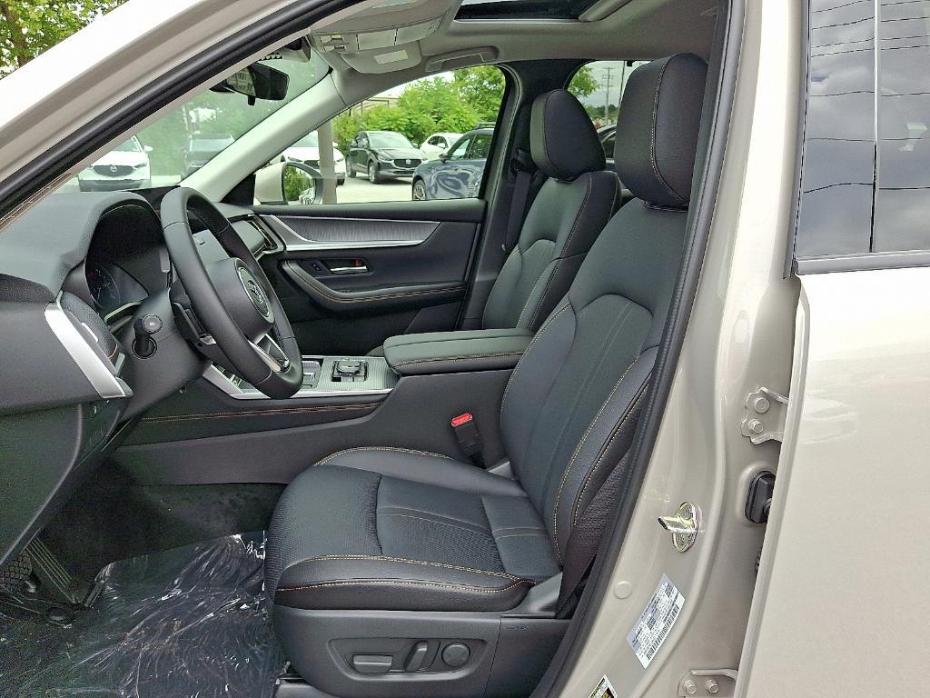 new 2025 Mazda CX-90 car, priced at $39,146