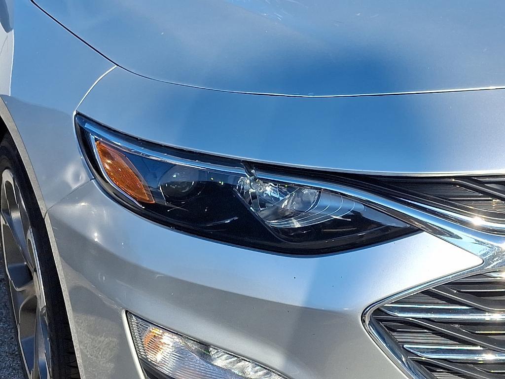 used 2021 Chevrolet Malibu car, priced at $15,194