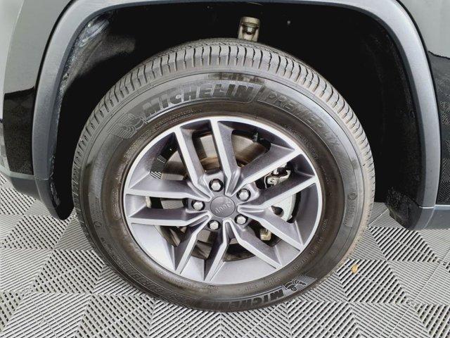 used 2021 Jeep Grand Cherokee car, priced at $26,997