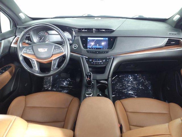 used 2021 Cadillac XT5 car, priced at $33,997