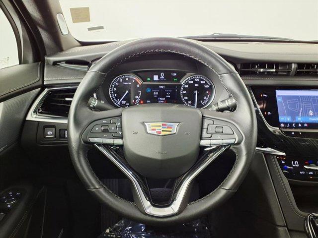 used 2025 Cadillac XT6 car, priced at $39,997