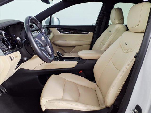 used 2017 Cadillac XT5 car, priced at $17,997