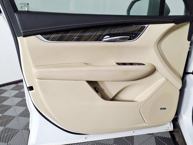 used 2017 Cadillac XT5 car, priced at $17,997