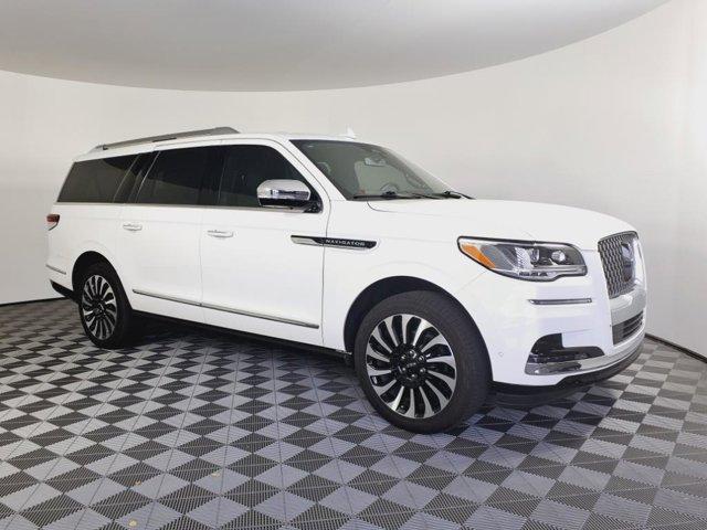 used 2024 Lincoln Navigator L car, priced at $92,997