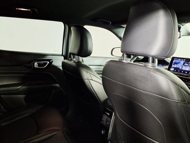 used 2023 Jeep Compass car