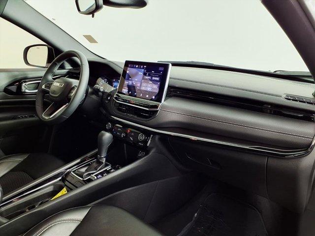 used 2023 Jeep Compass car