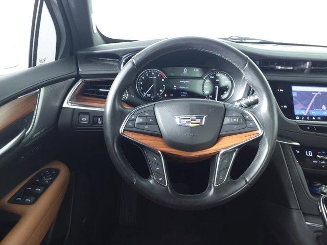 used 2020 Cadillac XT5 car, priced at $31,997