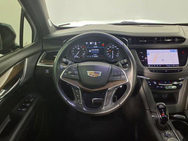 used 2021 Cadillac XT5 car, priced at $33,997