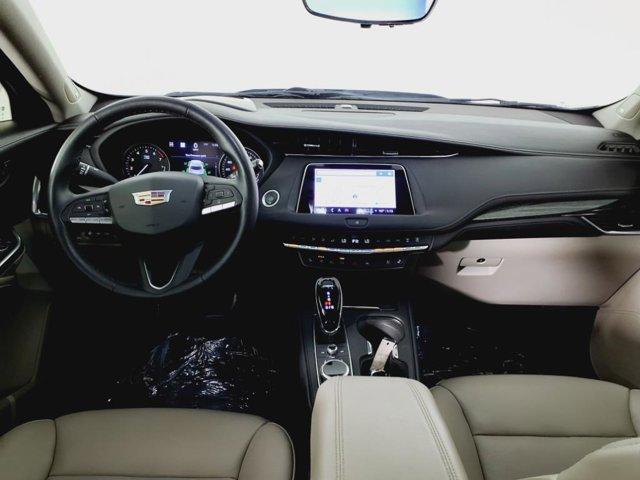 used 2022 Cadillac XT4 car, priced at $32,997