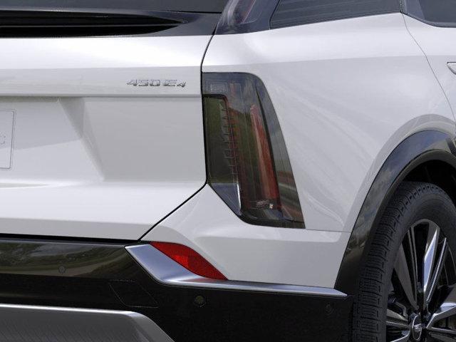 new 2025 Cadillac OPTIQ car, priced at $60,289