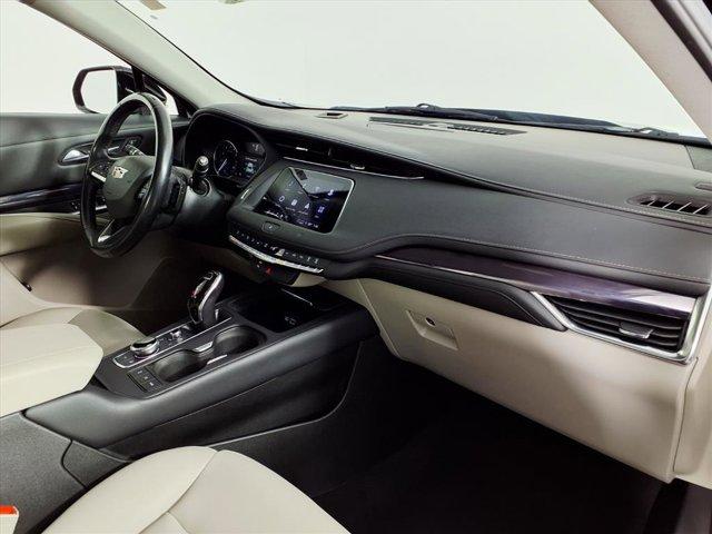 used 2021 Cadillac XT4 car, priced at $23,997