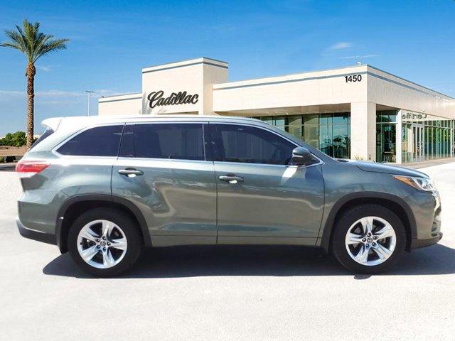 used 2018 Toyota Highlander car, priced at $27,997