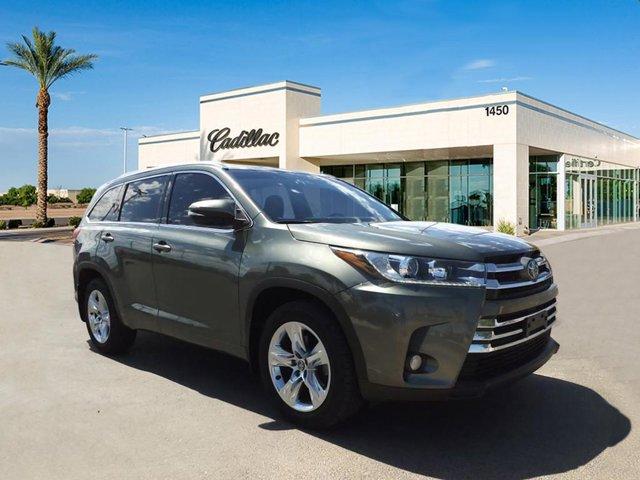 used 2018 Toyota Highlander car, priced at $27,997