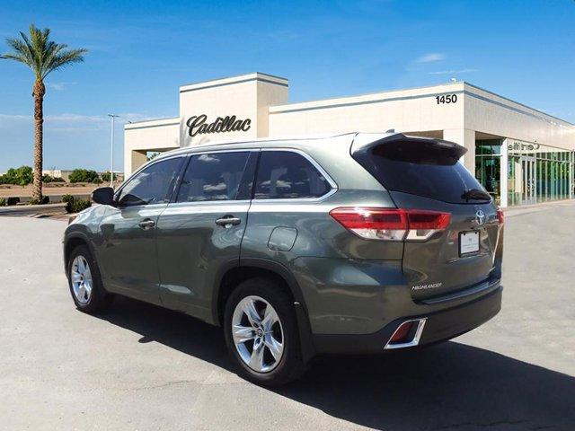 used 2018 Toyota Highlander car, priced at $27,997