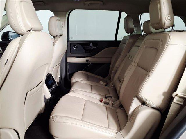 used 2020 Lincoln Aviator car, priced at $30,997