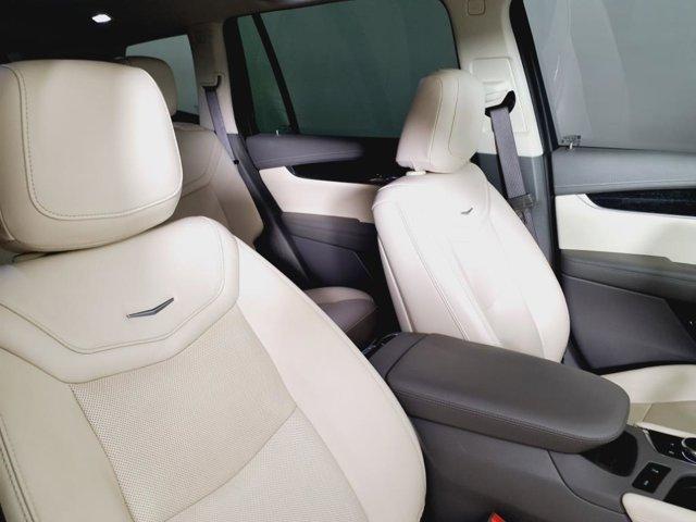 used 2022 Cadillac XT6 car, priced at $37,998