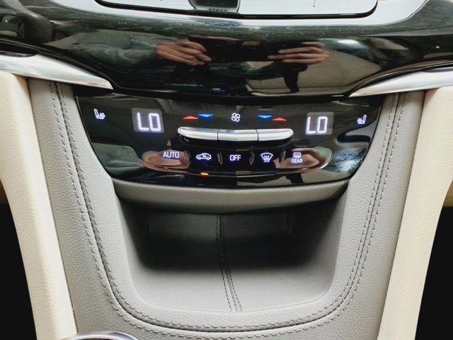 used 2022 Cadillac XT6 car, priced at $37,998