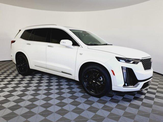 used 2022 Cadillac XT6 car, priced at $37,998