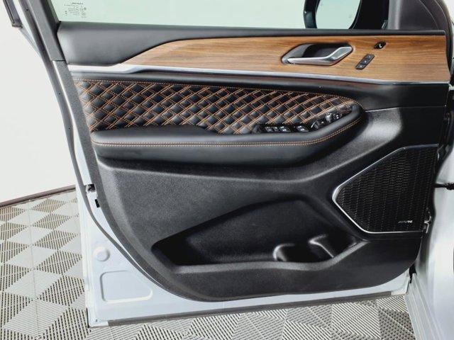 used 2024 Jeep Grand Cherokee car, priced at $52,997
