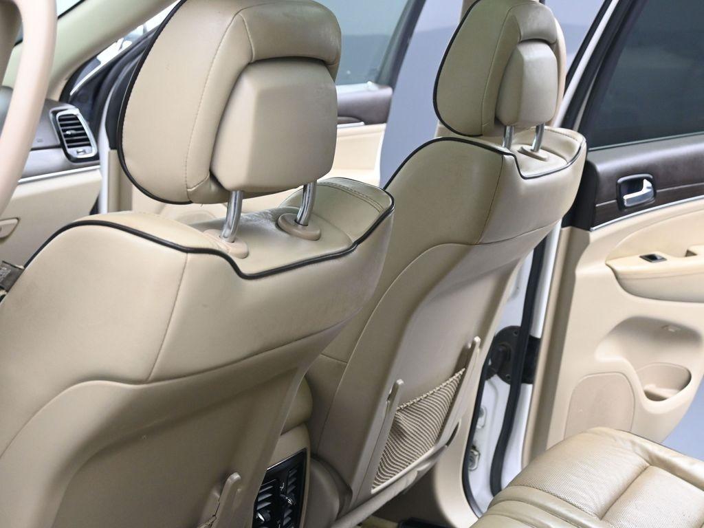 used 2021 Jeep Grand Cherokee car, priced at $30,000